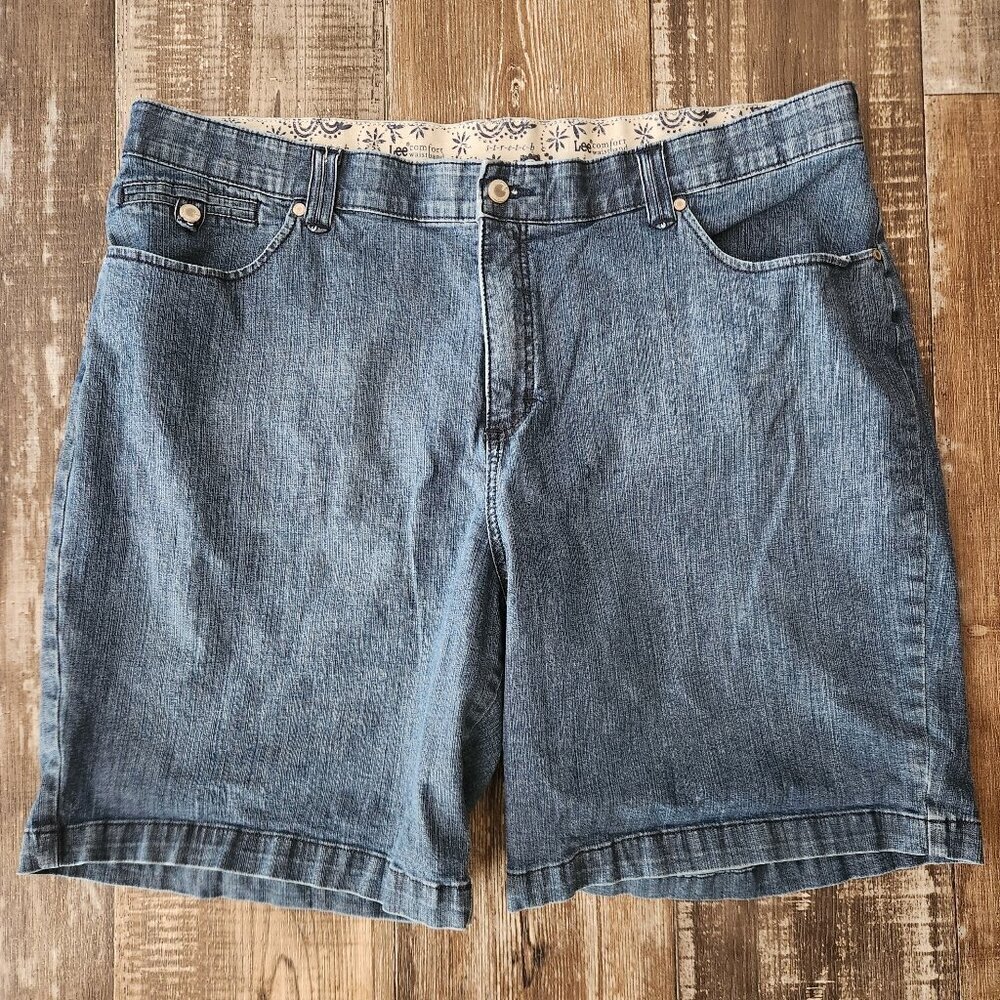 Women's Lee Comfort Jean Shorts Size 24